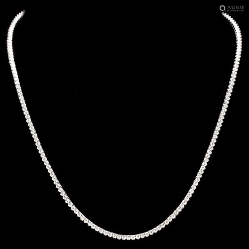 ^18k White Gold 6.00ct Diamond Necklace