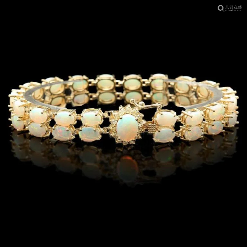 14k Gold 14.00ct Opal & 0.50ct Diamond Bracelet