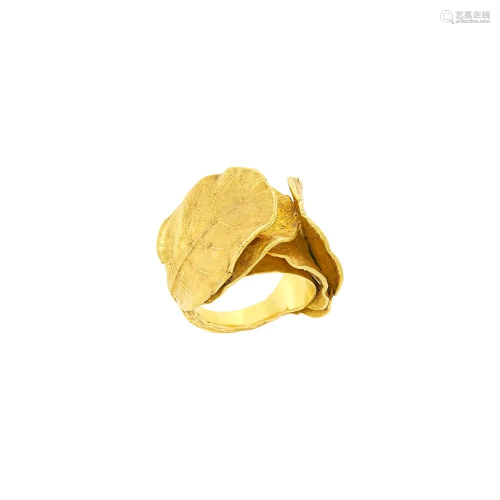 Zolotas Gold Leaf Ring