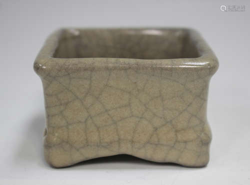 A Chinese Guan type crackle glazed stoneware censer of squar...