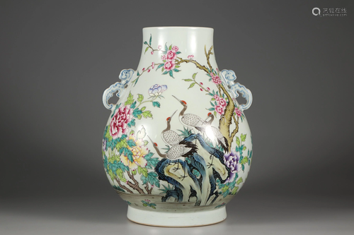 Famille Rose 'Flowers and birds' Vase