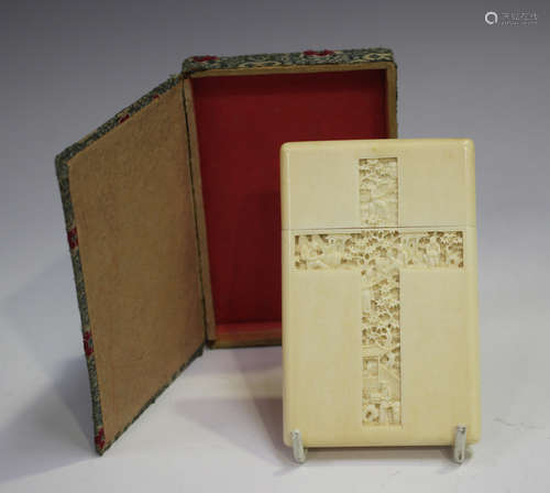 A Chinese Canton export ivory rectangular card case and cove...