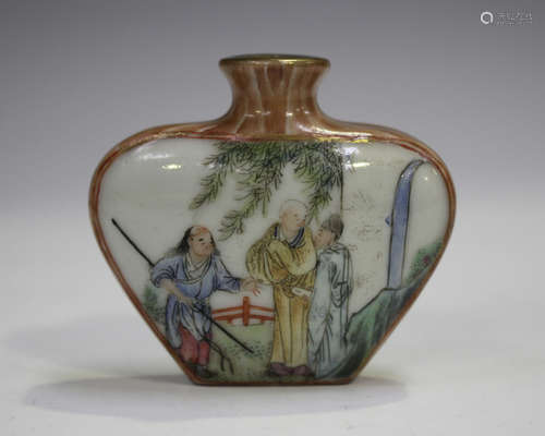 A Chinese famille rose and faux bois porcelain snuff bottle,...