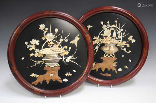 A pair of Japanese inlaid lacquer circular panels, early 20t...