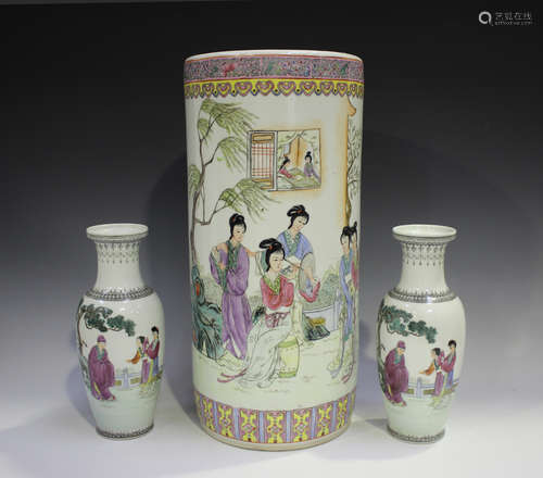 A Chinese famille rose porcelain stick stand, 20th century, ...