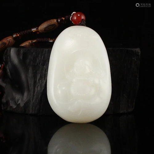 Chinese White Hetian Jade Laughing Buddha Pendant