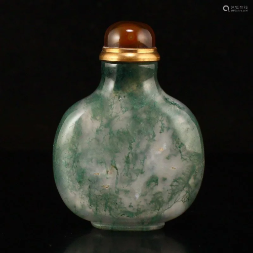 Chinese Shuicao Agate Snuff Bottle