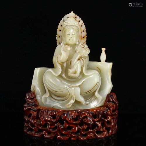 Chinese Qing Dynasty Hetian Jade Ruyi Kwan-yin Statue