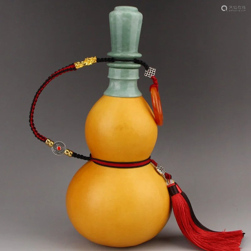 Chinese Natural Gourd Inlay Jade Bottle