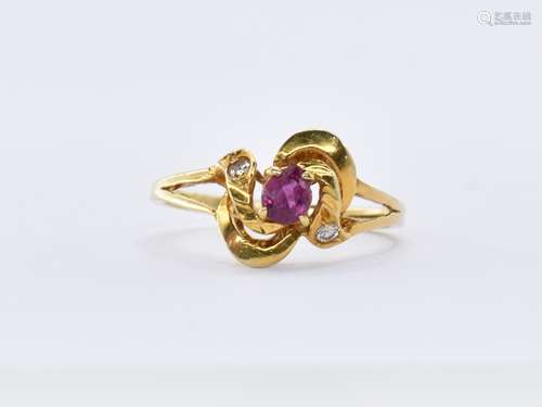 18CT GOLD RUBY AND DIAMOND RING