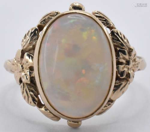 9CT GOLD OPAL RING