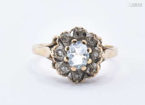 HALLMARKED 9CT GOLD & WHITE STONE RING