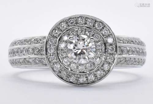 WHITE GOLD AND DIAMOND CLUSTER RING