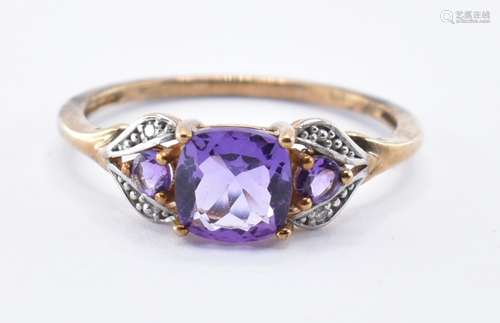 9CT GOLD AMETHYST AND DIAMOND RING