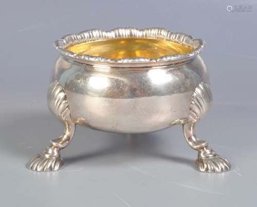 18TH CENTURY GEORGE II SILVER TABLE SALT