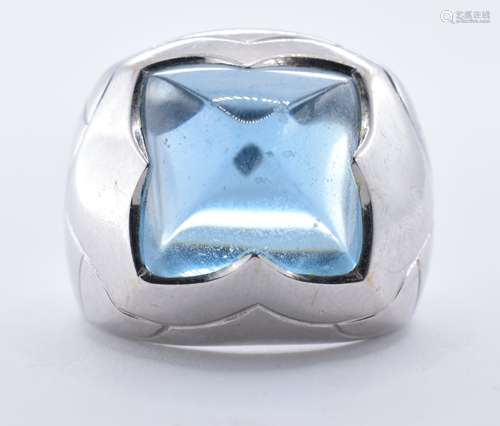 18CT WHITE GOLD BULGARI BLUE TOPAZ 'PYRAMID' RING