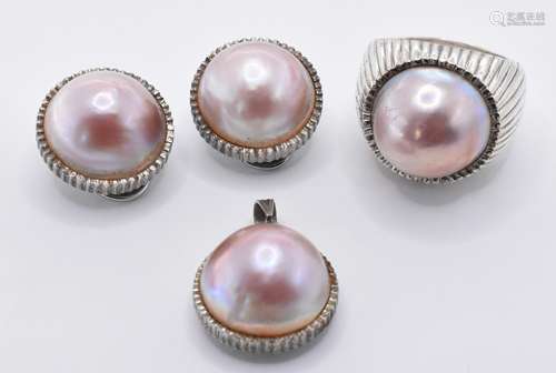 VINTAGE PINK HALF PEARL JEWELLERY SUITE