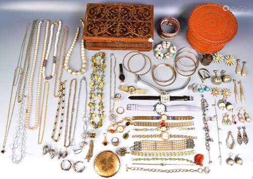 GROUP OF COSTUME JEWELLERY INCLUDING PEARLS ETC.