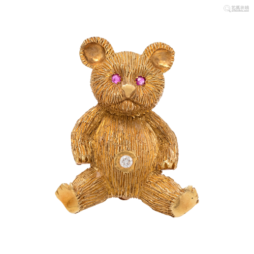 YELLOW GOLD AND DIAMOND BEAR BROOCH