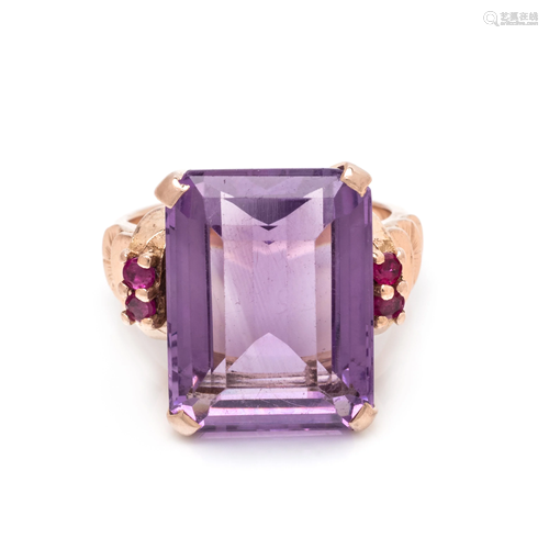 AMETHYST AND GEMSTONE RING