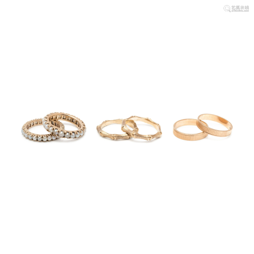 COLLECTION OF YELLOW GOLD RINGS