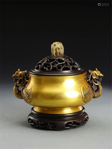 A DOUBLE PHOENIX-HANDLES GILT BRONZE CENSER