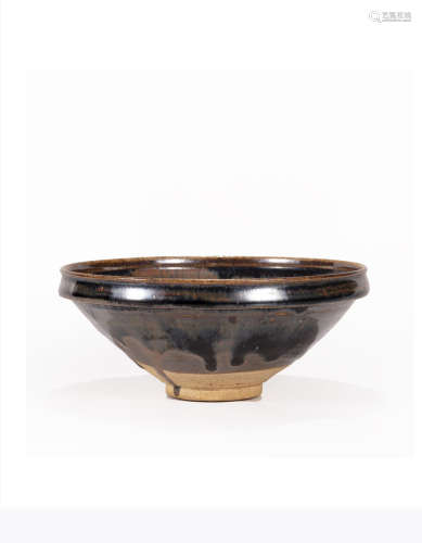 宋代吉州窑黑釉褐斑纹碗(960-1279)