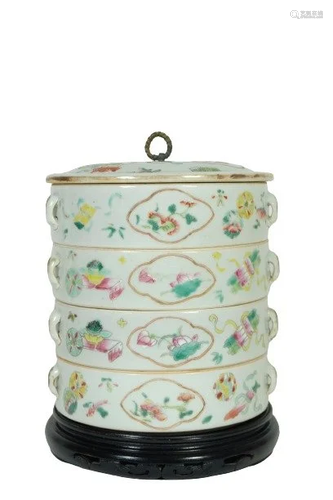 ANITUQE CHINESE FAMILL-ROSE PORCELAIN BOXES