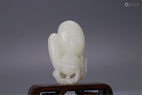 A CARVED JADE DECORATION