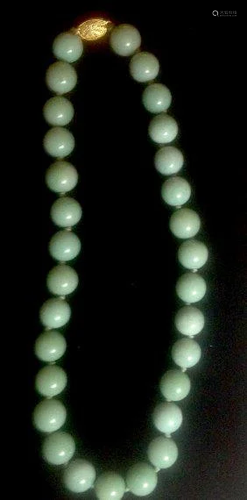 Jade necklace, Estate jewelry