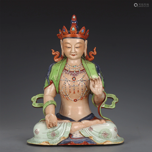 A FAMILLE ROSE PORCELAIN SEATED AVALOKITESVARA