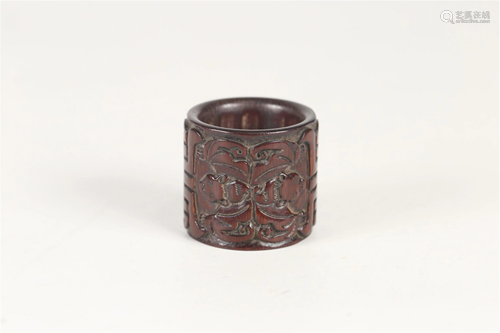 A CARVED BAMBOO 'FU SHOU' THUMB RING