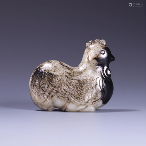 A JADE CARVING OF CHICKEN