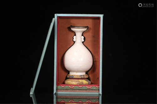 A SILVER MOUNTED DING TYPE INCISED WHITE PORCELAIN VASE