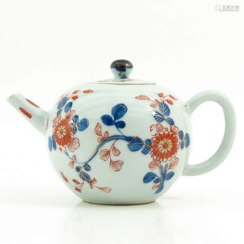 An Imari Decor Teapot