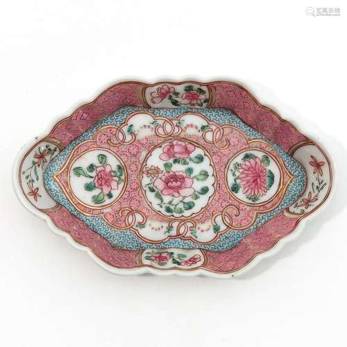 A famille rose dish