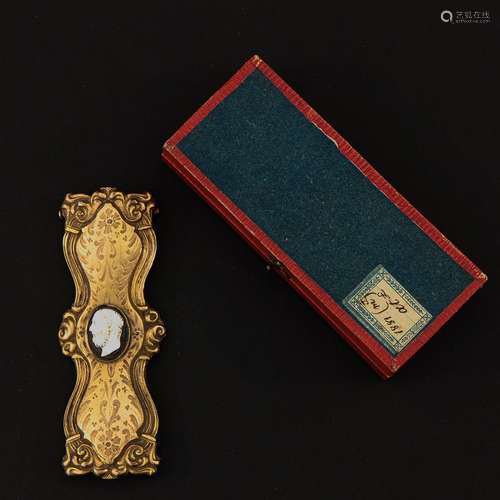 A Belt Buckle with Cameo in Box