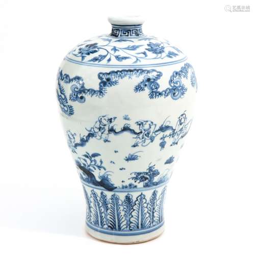 A blue and white meiping vase