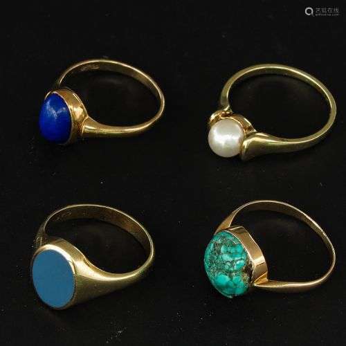 A Collection of 4 Ladies Rings