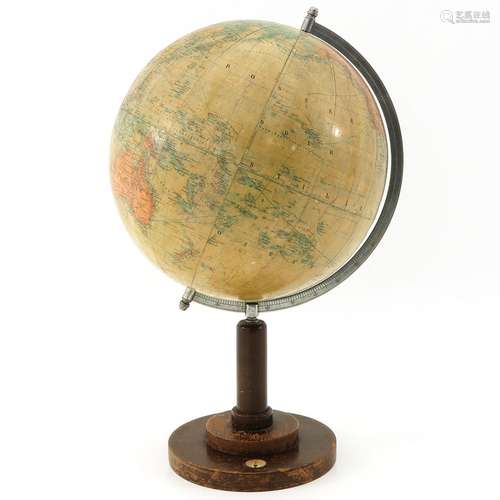 A Ernst Schotte & Co Globe