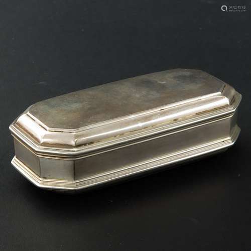 An 18th Century Dutch Silver Snuff Box