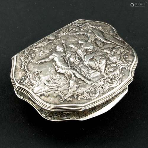 An 18th Century French Silver Snuff Box