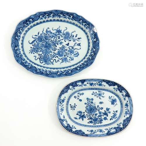 A Lot of 2 Blue and White Serving Trays