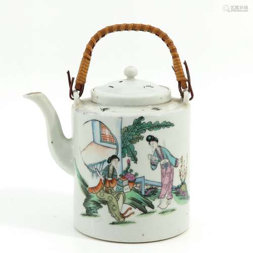 A famille rose teapot