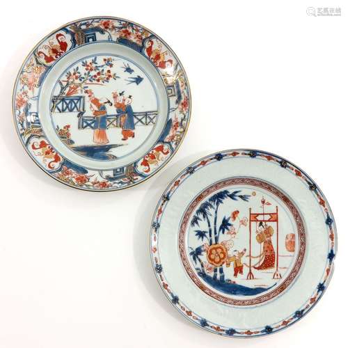 A Lot of 2 Imari Decor Plates