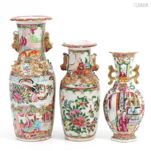 A Lot of Cantonese Vases