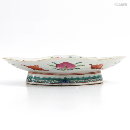 A Famille Rose Dish