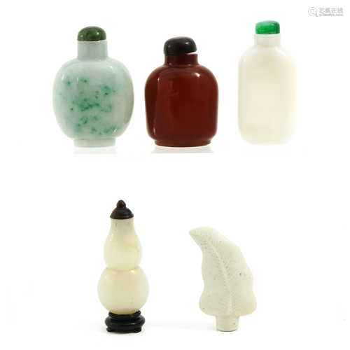 A Collection of 5 Snuff Bottles