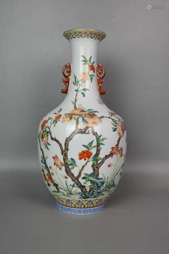 chinese famille rose porcelain vase