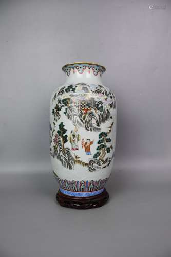 chinese famille rose porcelain pot